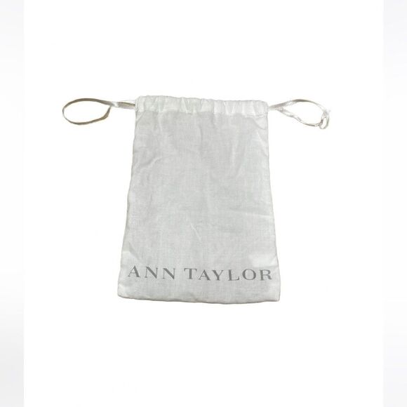 🌟NEW🌟Ann Taylor Jemstone Necklace  - Picture 2 of 2